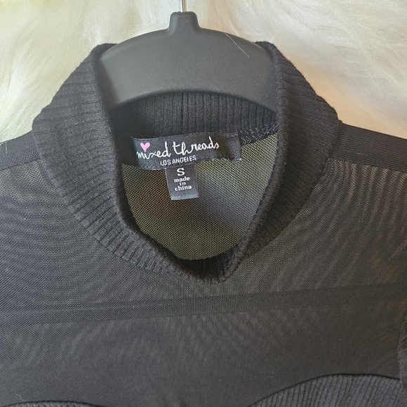 Mixed Threads Elegant Black Mesh Long Sleeve Dress - Picture 8 of 9